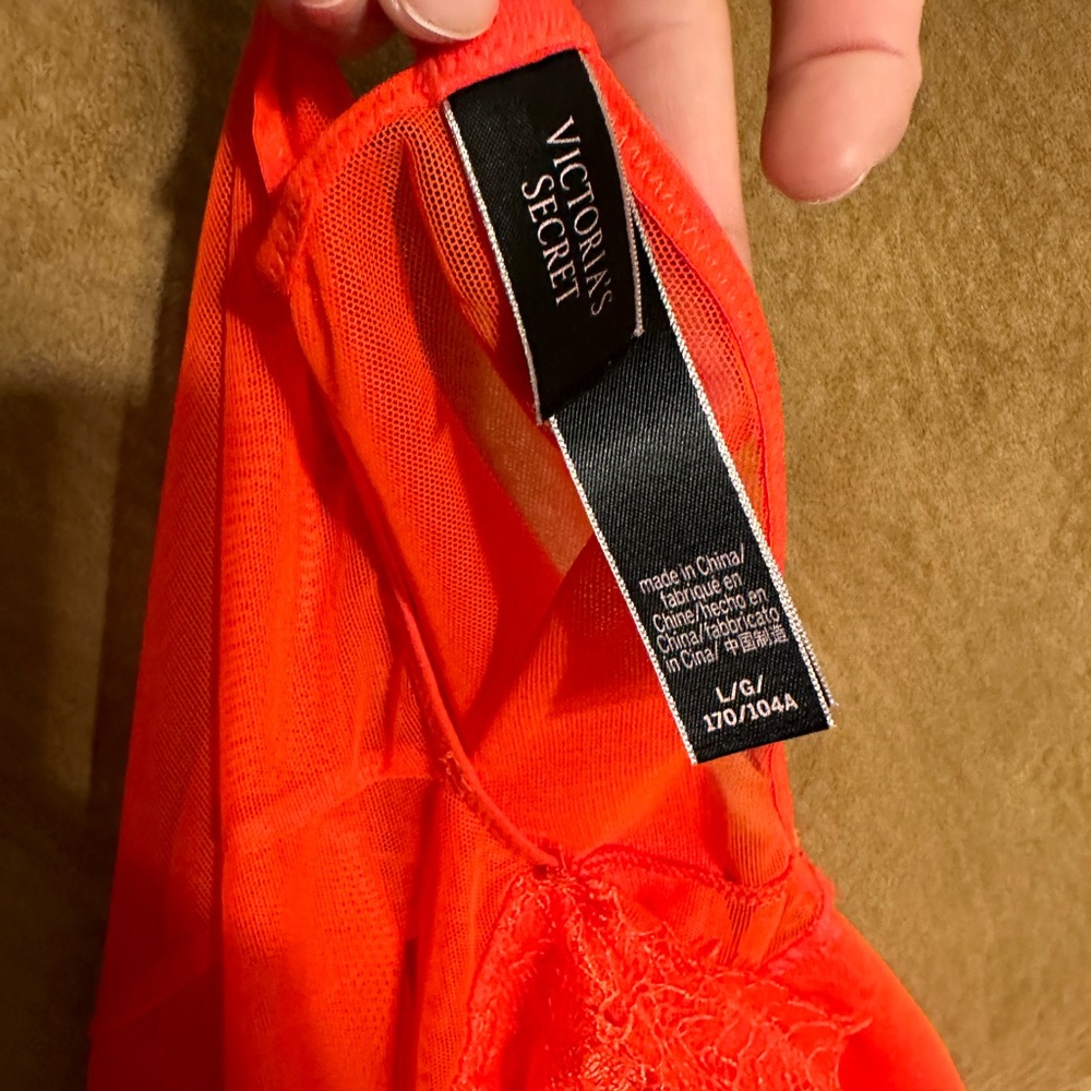 Victoria Secret Sexy Lingerie - Picture 6 of 6